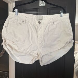One Teaspoon | White Jean shorts | 34